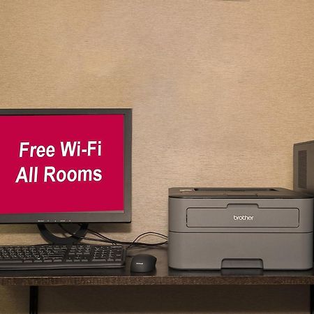 Red Roof Inn Harrisonburg - University Area מראה חיצוני תמונה