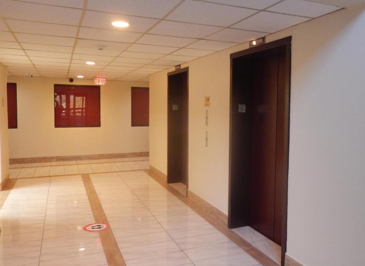 Red Roof Inn Harrisonburg - University Area מראה חיצוני תמונה
