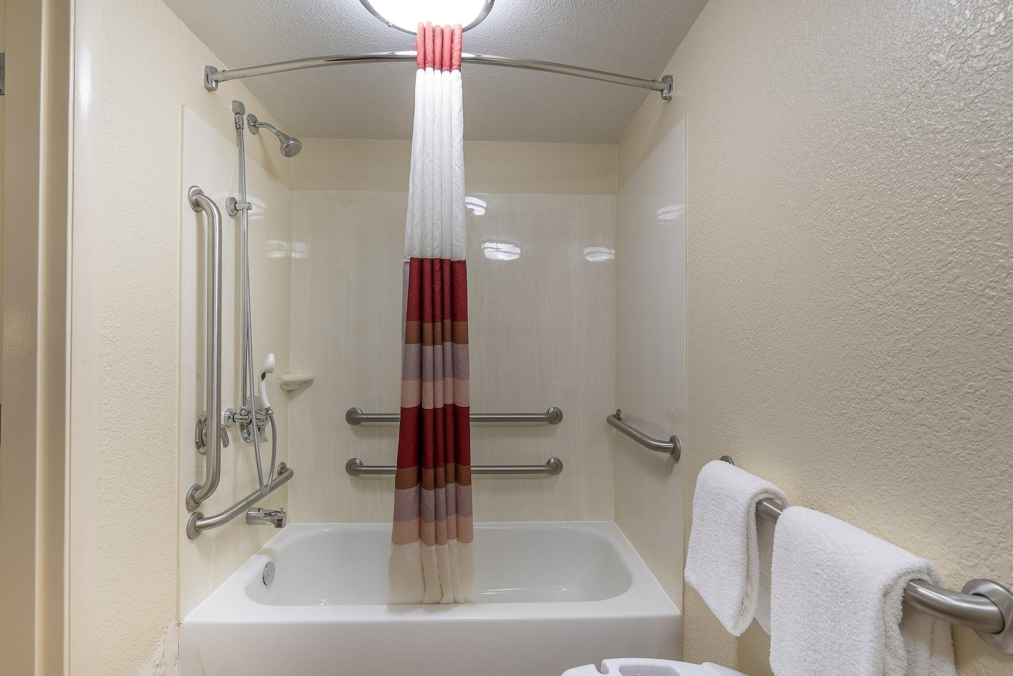 Red Roof Inn Harrisonburg - University Area מראה חיצוני תמונה