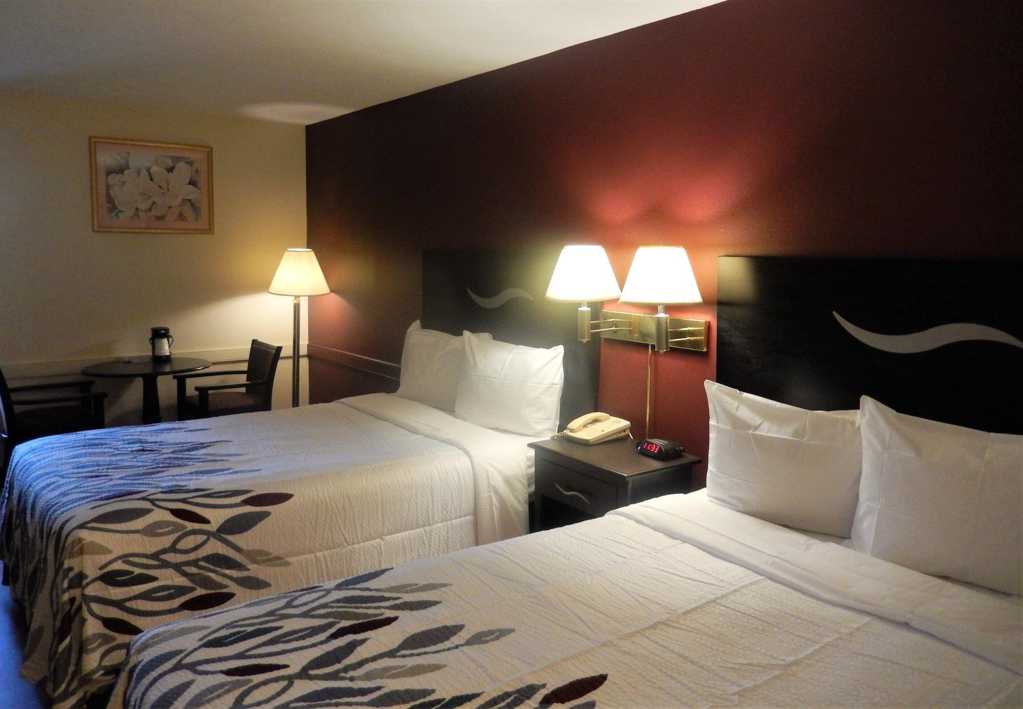 Red Roof Inn Harrisonburg - University Area מראה חיצוני תמונה