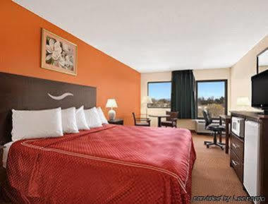 Red Roof Inn Harrisonburg - University Area מראה חיצוני תמונה
